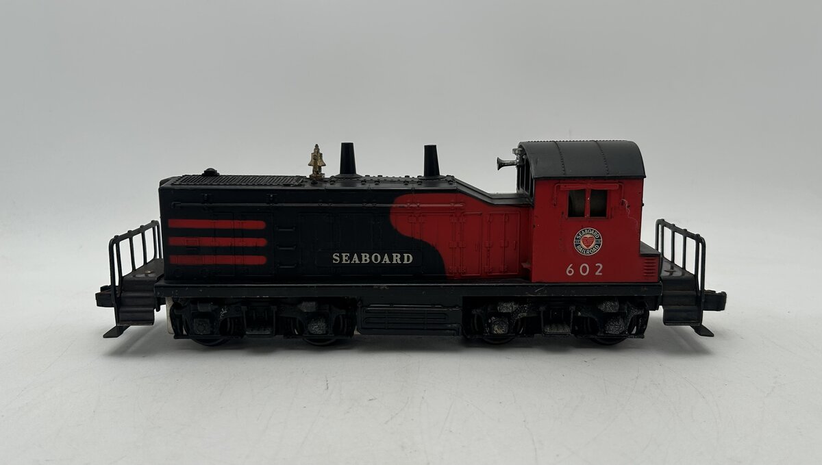 Lionel 602 Vintage O Seaboard NW-2 Powered Diesel Locomotive VG