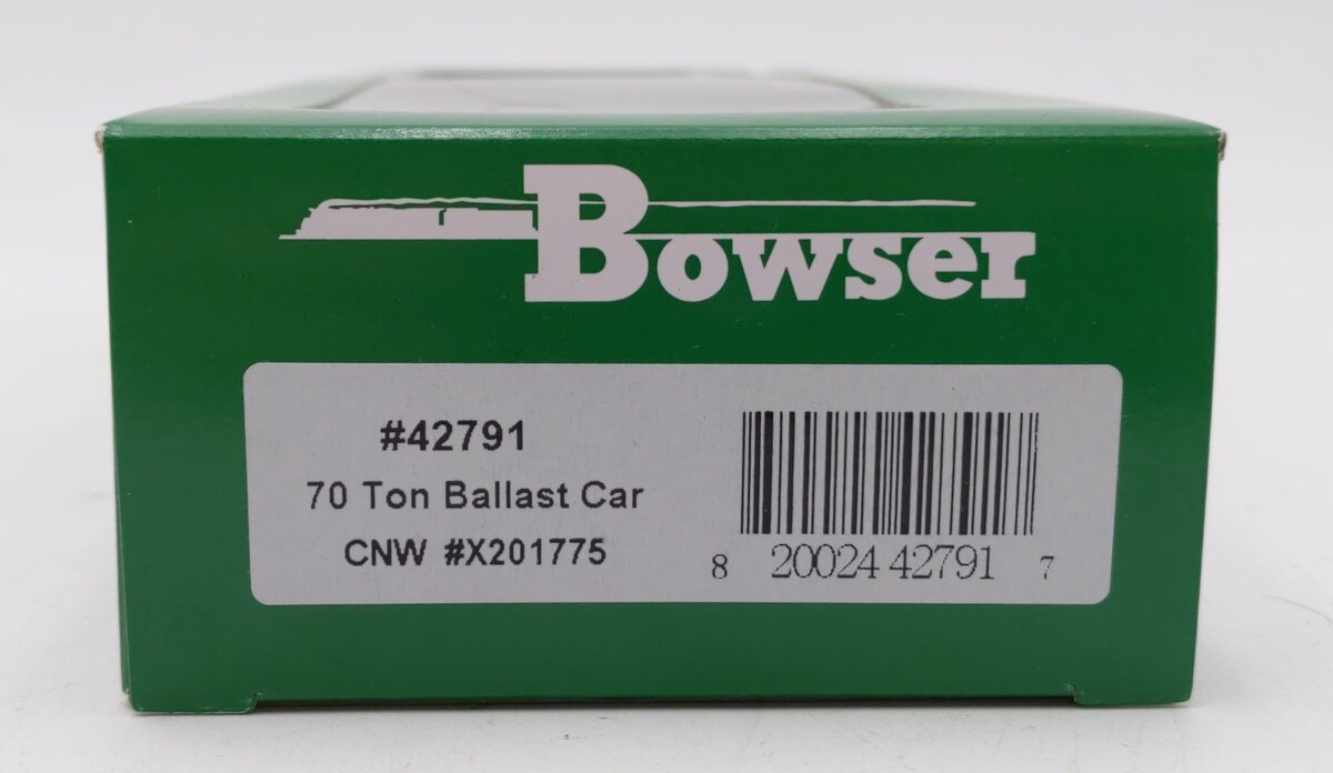 Bowser 42791 HO CNW 70 Ton 2-Bay Covered Ballast Hopper w/ Side Chutes #X201775