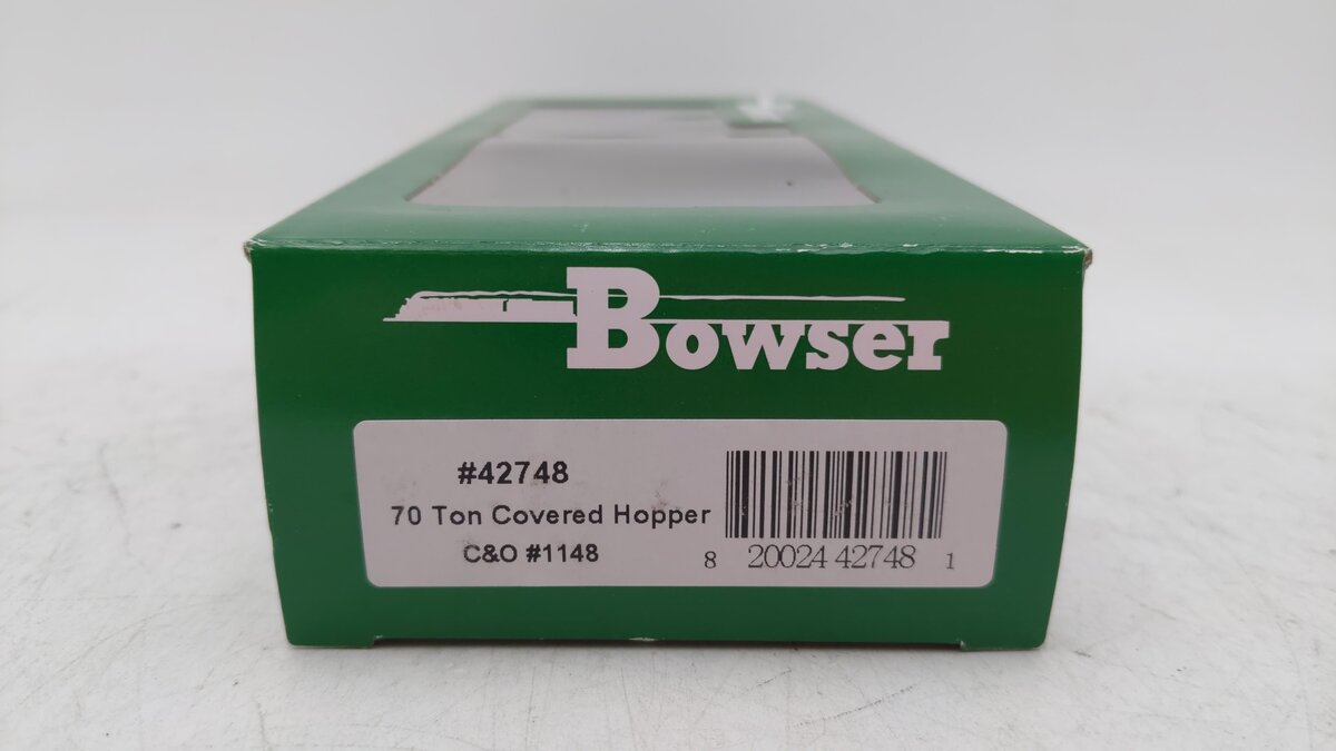 Bowser 42748 HO Chesapeake & Ohio 70t 2-Bay Covered Hopper #1148