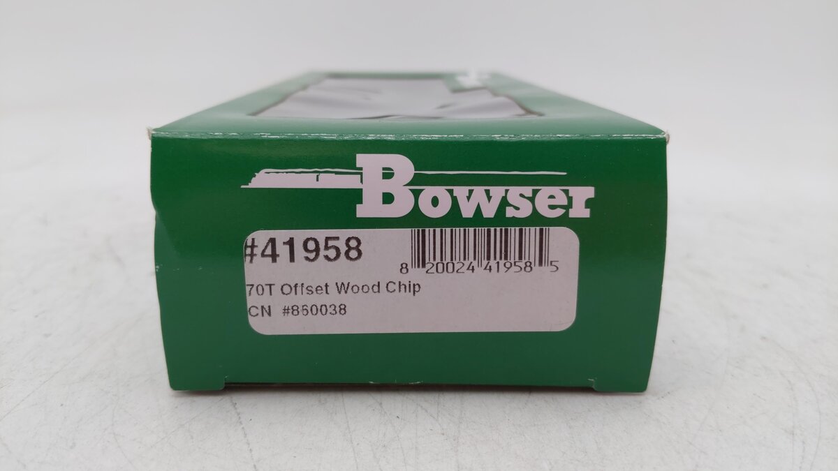 Bowser 41958 HO Canadian National RTR 70 Ton Wood Chip Hopper Car #860038