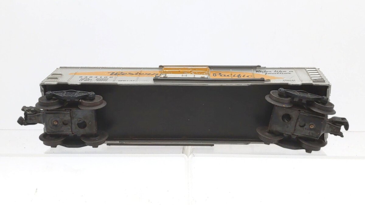 Lionel 6464-100 Vintage O Western Pacific Boxcar - Type IV w/Long Orange Feather VG