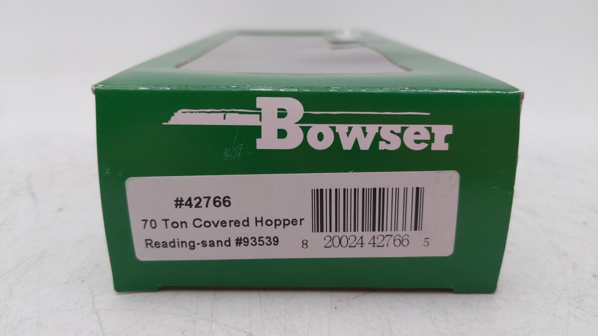 Bowser 42766 Ho Reading 70t 2-Bay Covered Hopper #93539