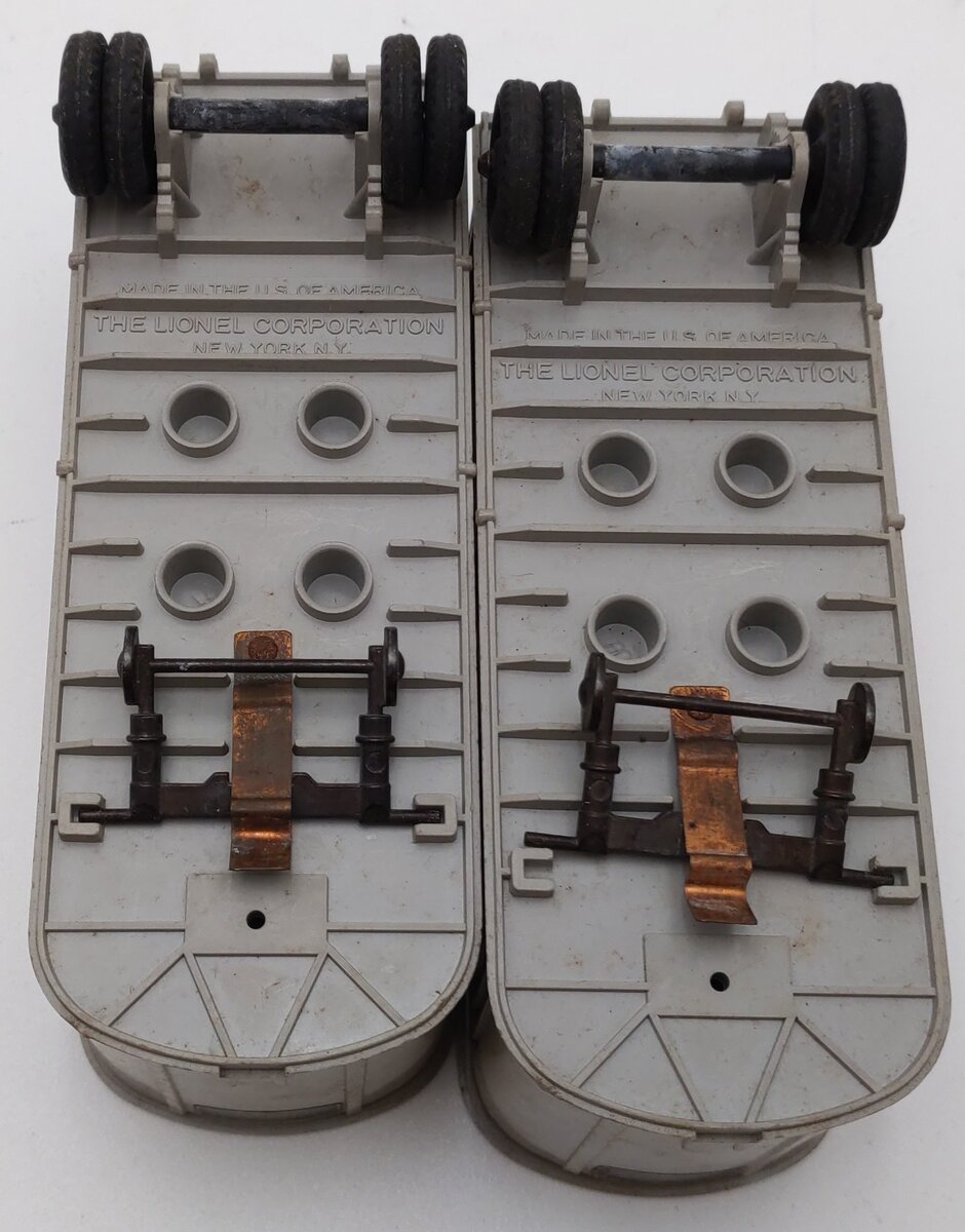Lionel 6430 Vintage O Flatcar with 2 Gray Cooper Jarrett Trailer Vans VG