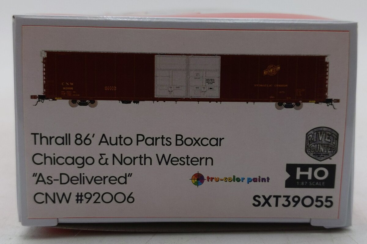 Scale Trains SXT39055 HO Chicago & NW Thrall 86' Auto Parts Boxcar #92006 NIB