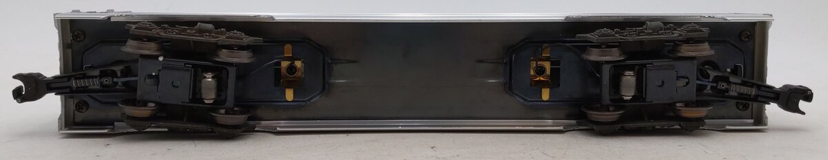 Lionel 6-9588 O Gauge Burlington Aluminum "Silver Dome" Vista Dome Passenger Car VG