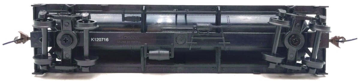 Bachmann 76903HO Deep Rock 40' 3-Dome Tank Car #267 LN