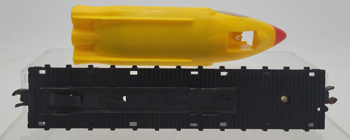 American Flyer 25515 Vintage S U.S.A.F. Flatcar with Motorized Rocket Sled EX