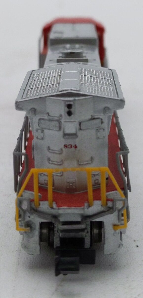 Spectrum 86006 HO Scale Santa Fe GE Dash 8-40CW Diesel Locomotive #834 EX