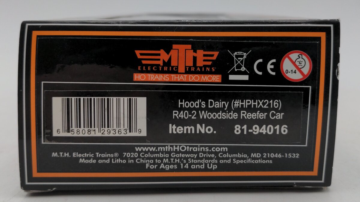 MTH 81-94016 Hood's Dairy HO Scale R40-2 Woodside Reefer Car
