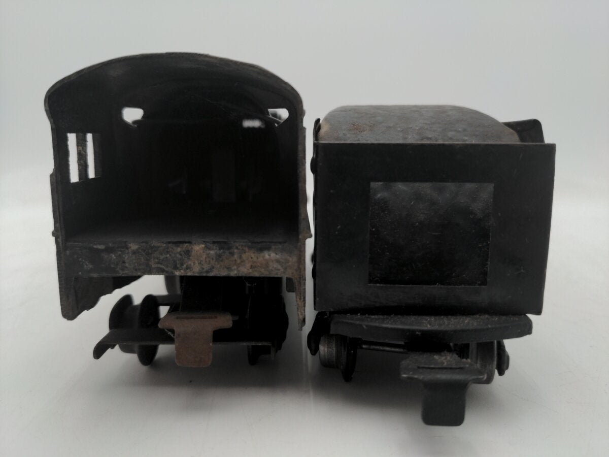 Marx 999 Vintage O New York Central 2-4-2 Steam Locomotive with Tender VG
