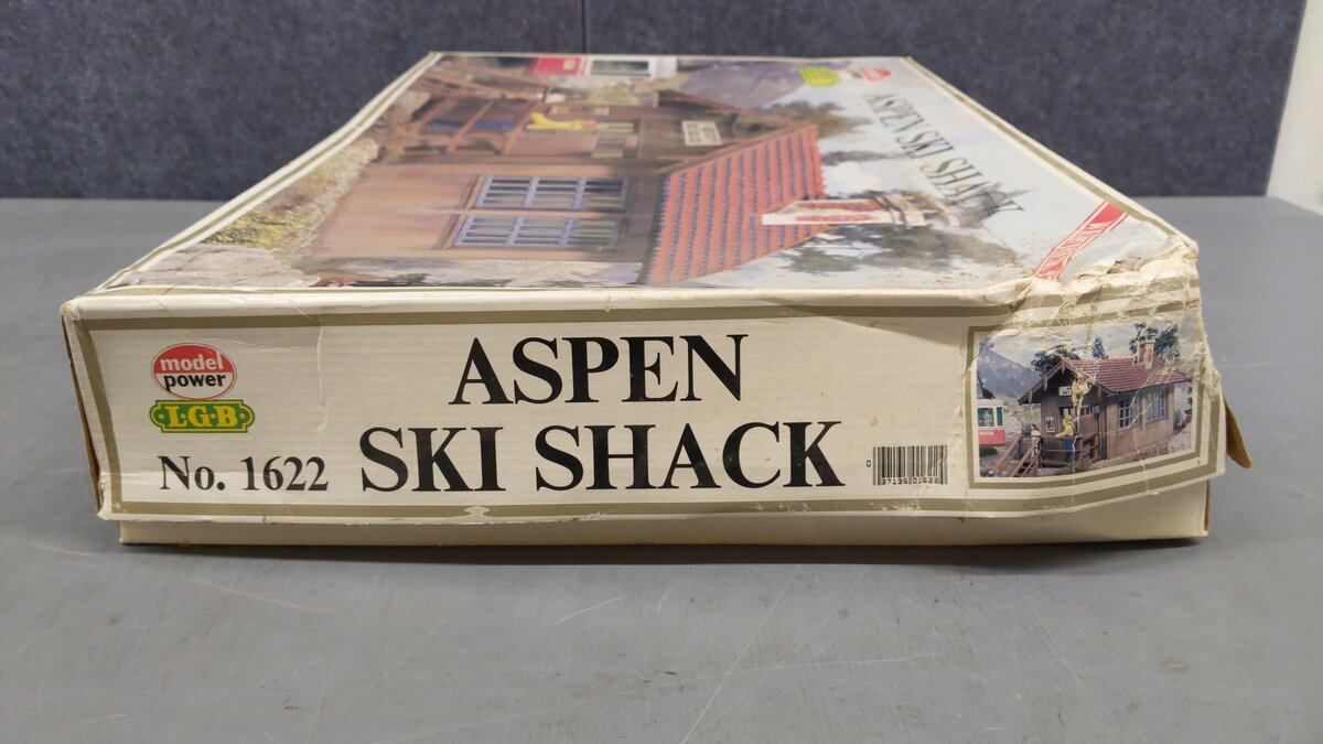 Model Power 1622 G Scale Aspen Ski Shack Model Kit EX/Box