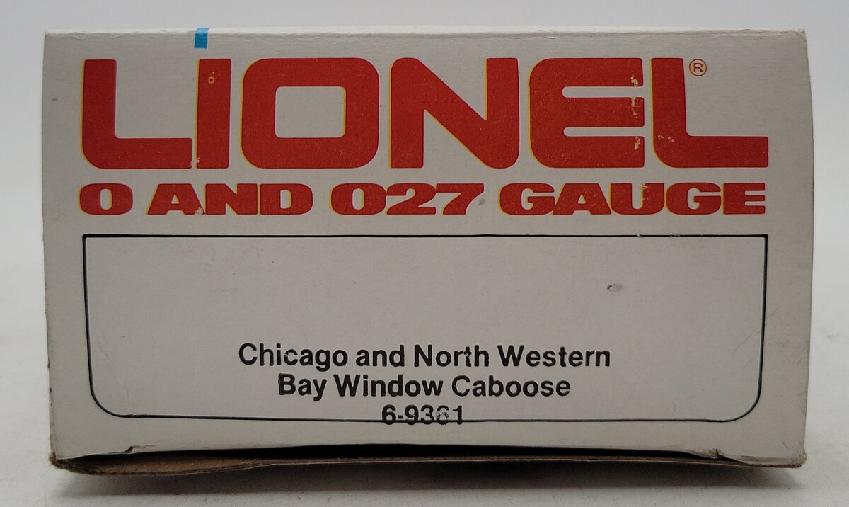 Lionel 6-9361 O Chicago & North Western Bay Window Illuminated Caboose #9361 LN/Box