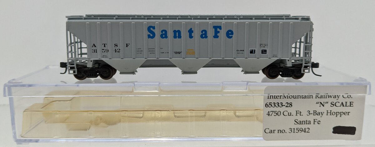 InterMountain 65333-28 N Scale Santa Fe 3-Bay Rib Sided Hopper Car #315942 NIB