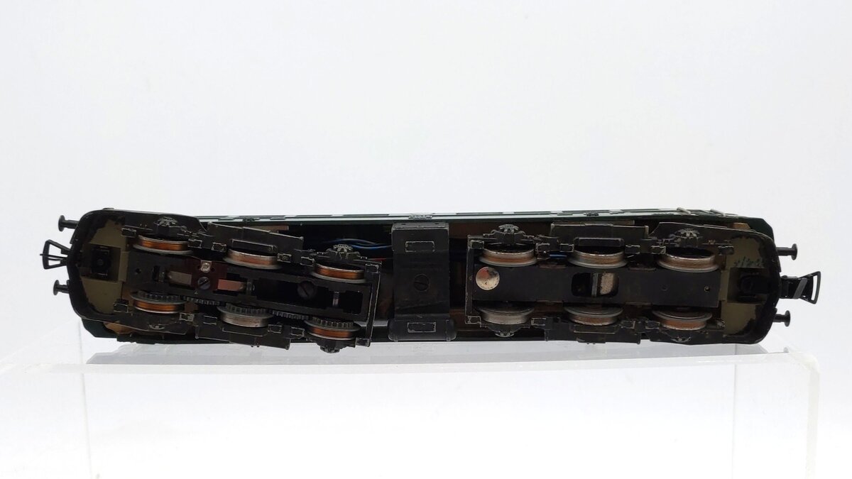 Fleischmann 1334 HO Scale SBB CFF Ae 6/6 Electric Locomotive VG