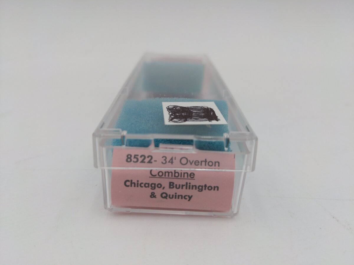 Roundhouse 8522 N Scale Chicago Burlington & Quincy 34' Overton Combine Car Kit LN/Box
