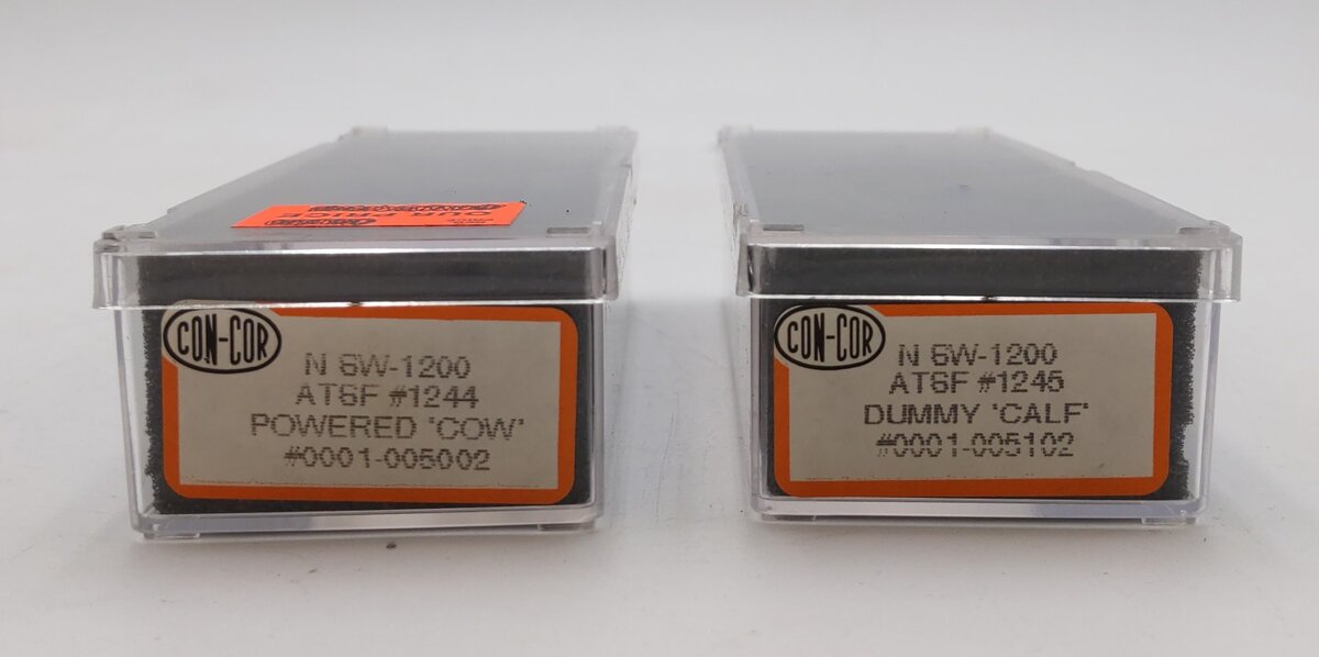 Con-Cor 0001-005002 N ATSF Powered & Nonpowered Diesel Locomotive Set #1245/Box