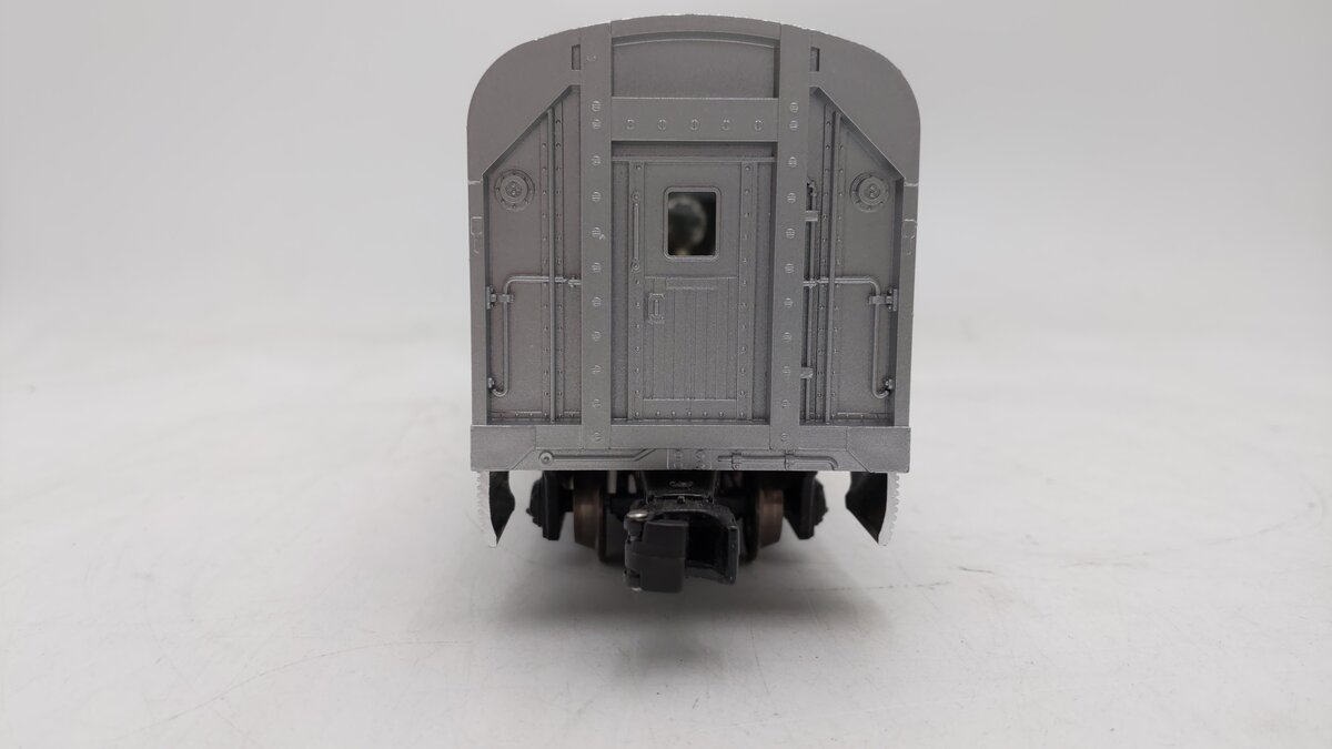 Lionel 6-9579 O Gauge Burlington "Silver Kettle" Aluminum Vista Dome Car EX