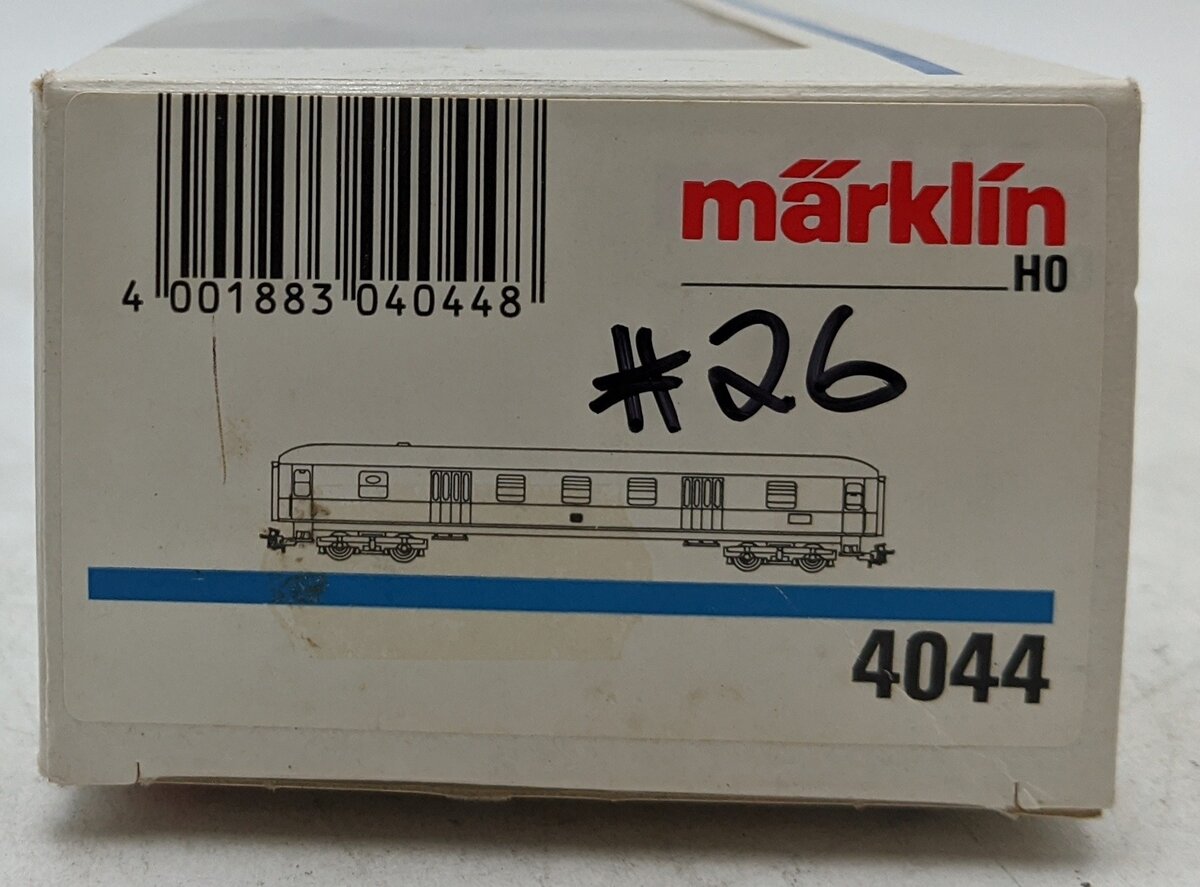 Marklin 4044 Express Luggage Van with Tail Lights EX/Box