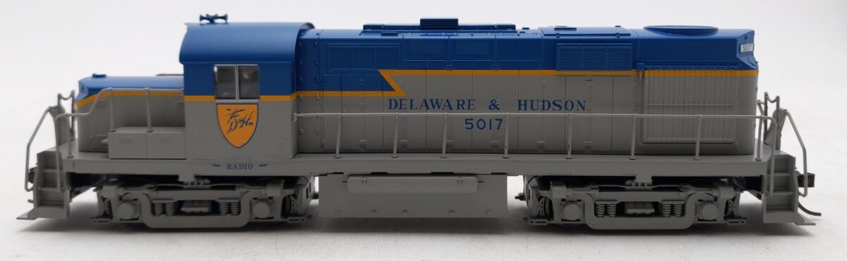 Atlas 10004367 HO Delaware & Hudson Silver RS-32/36 Diesel Locomotive #5017