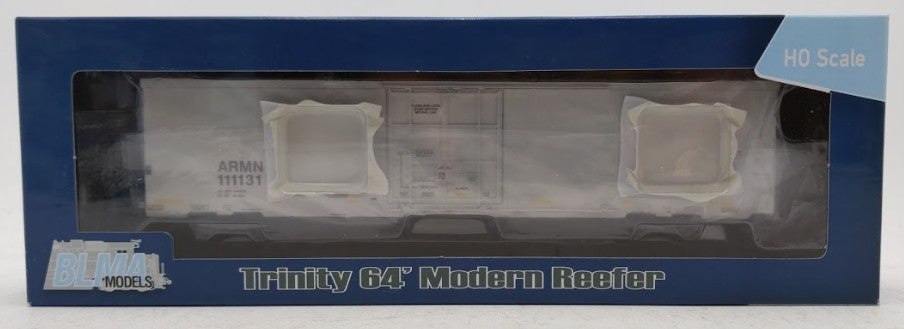 BLMA Models 52030 HO Union Pacific/ARMN Trinity 64' Reefer #111131