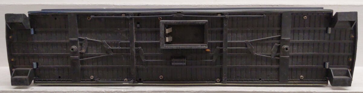 Bachmann 97243 G-Scale Baltimore & Ohio Passenger Car #1051