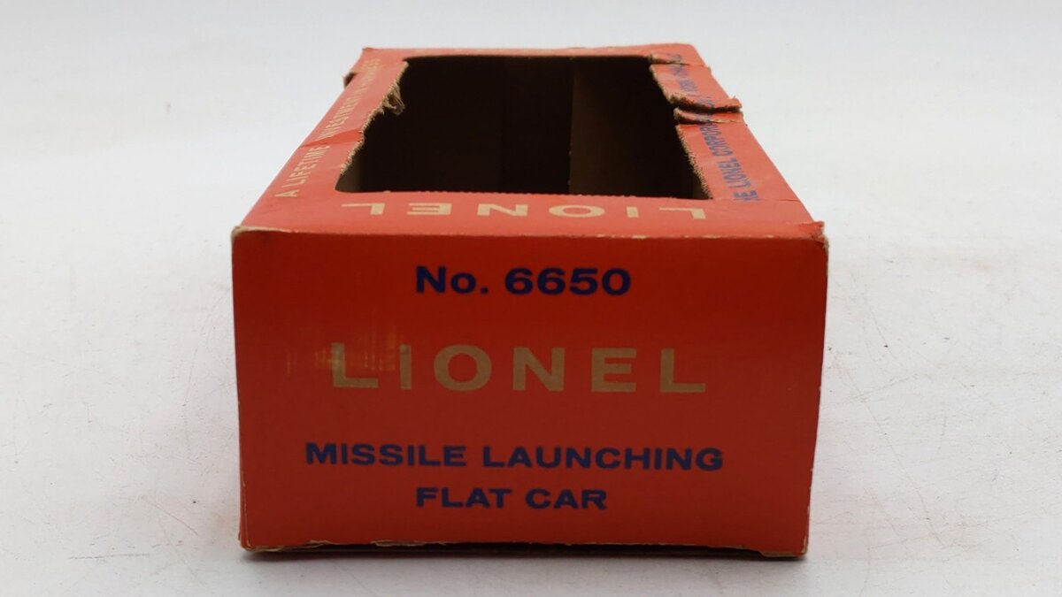 Lionel 6650 O Scale Vintage IRBM Rocket Launcher VG/Box
