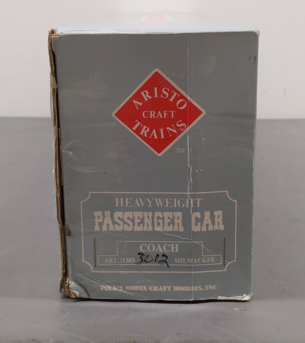 Aristo-Craft 31303 Milwaukee Heavyweight Passenger Car #1303 VG/Box
