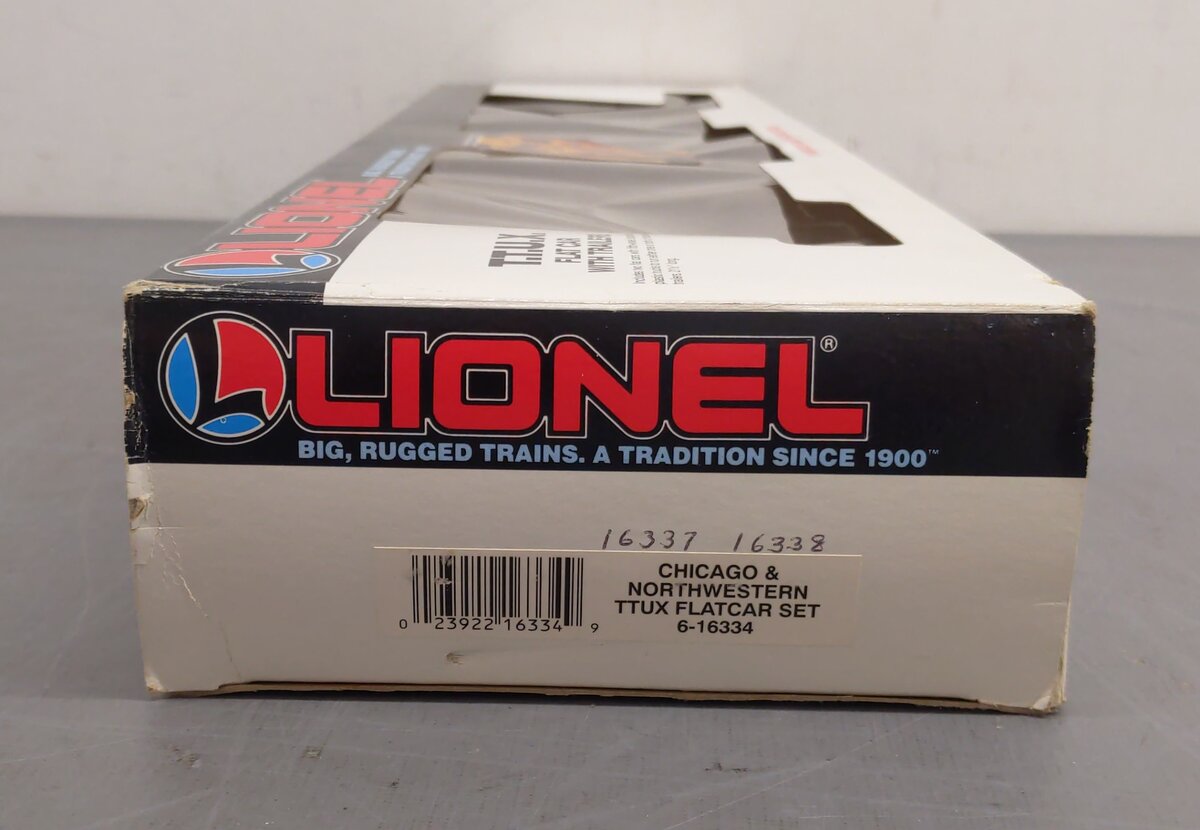 Lionel 6-16334 O Gauge Chicago & Northwestern TTUX Flat Cars with Trailers VG/Box