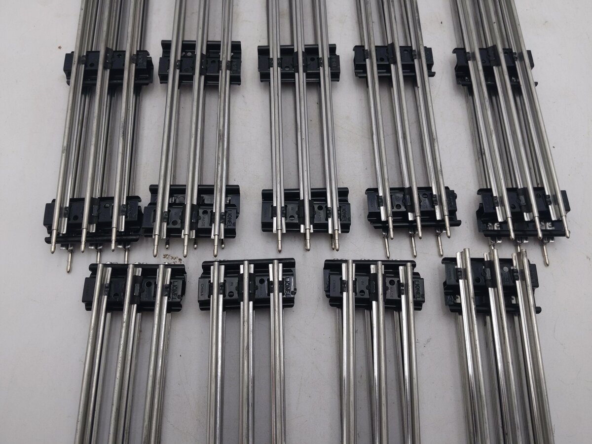 Lionel 6-12840 O Gauge Tubular 10" Insulated Straight Track (18) VG