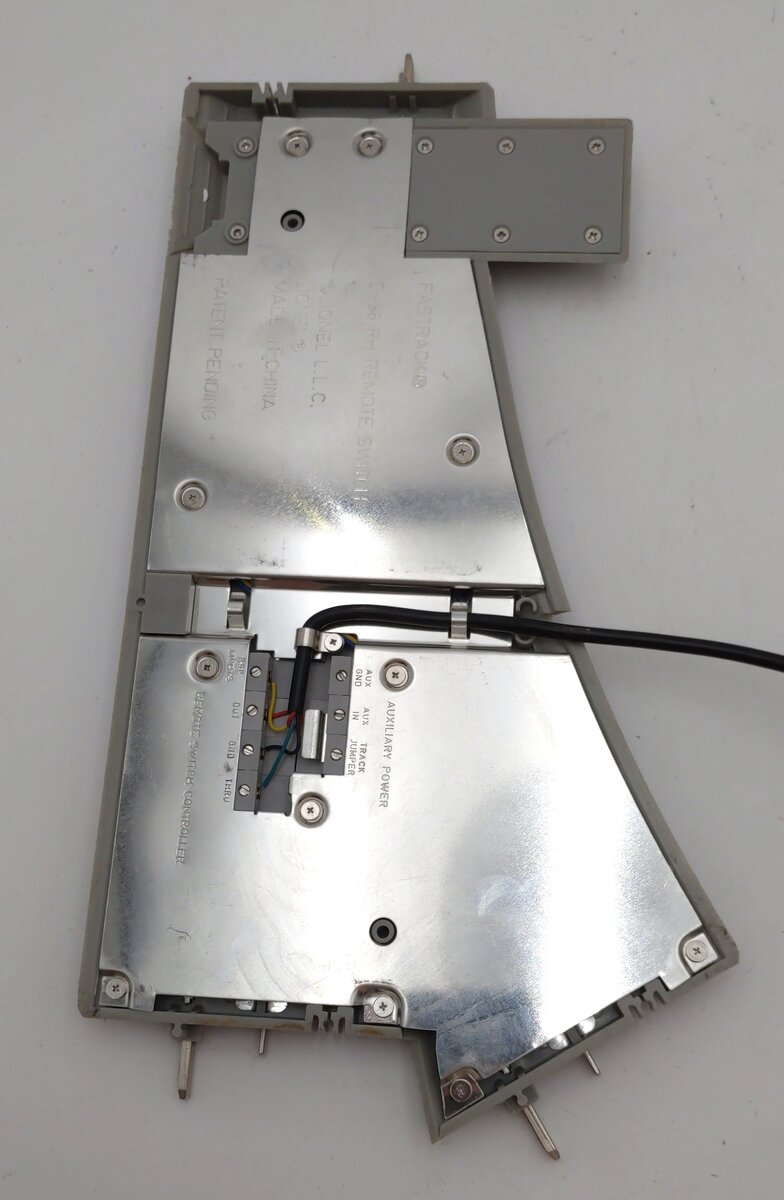 Lionel 6-12046 O Gauge O36 Right Hand Remote-Control FasTrack Switch/Turnout VG