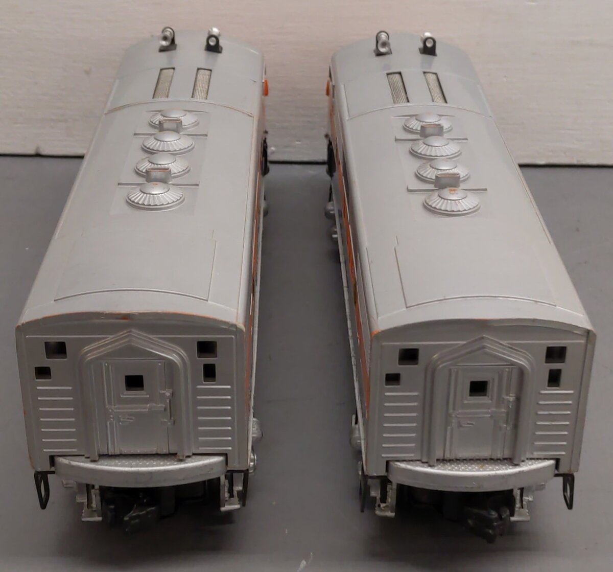 Lionel 2345 Vintage O Western Pacific F3 AA Diesel Locomotive Set VG