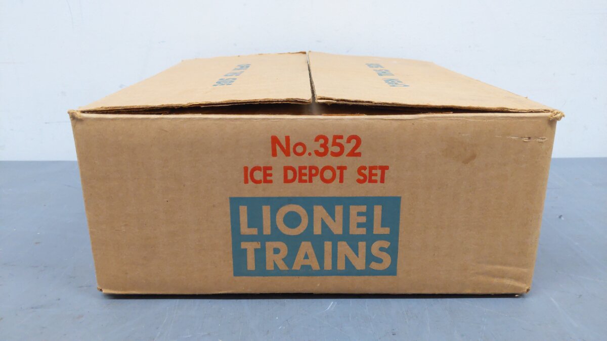Lionel 352 Vintage O Postwar Operating Icing Station EX/Box