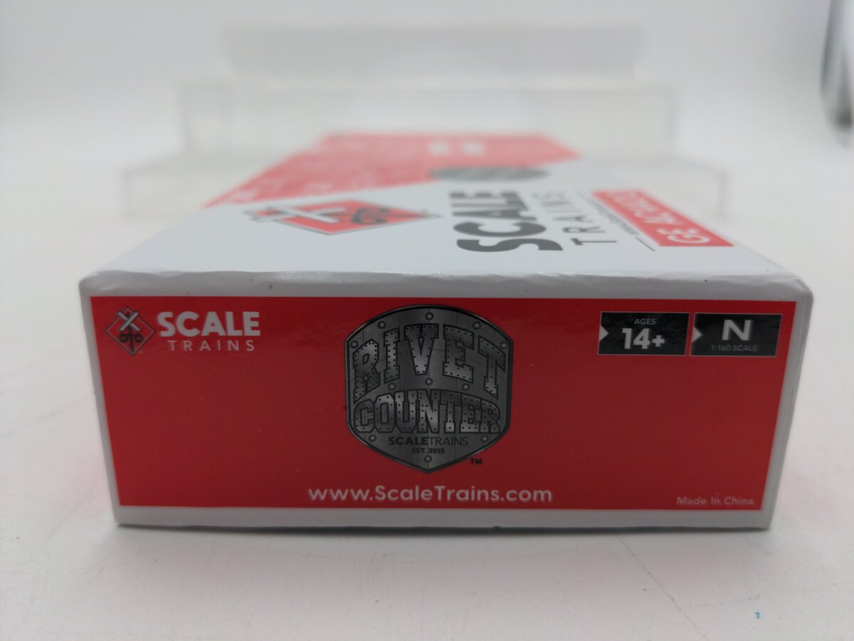 Scale Trains SXT39139 N Scale Union Pacific Diesel Locomotive #7143 LN/Box