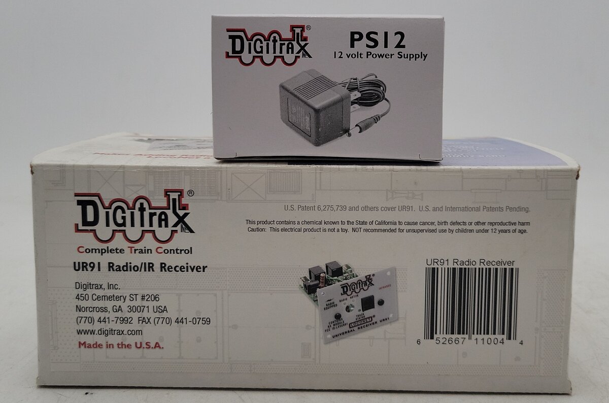 Digitrax UR91 Wireless Radio/IR Receiver Panel LN/Box
