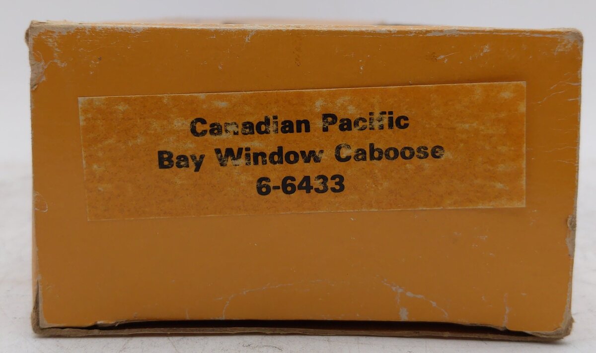 Lionel 6-6433 O Gauge Canadian Pacific Bay Window Caboose VG/Box