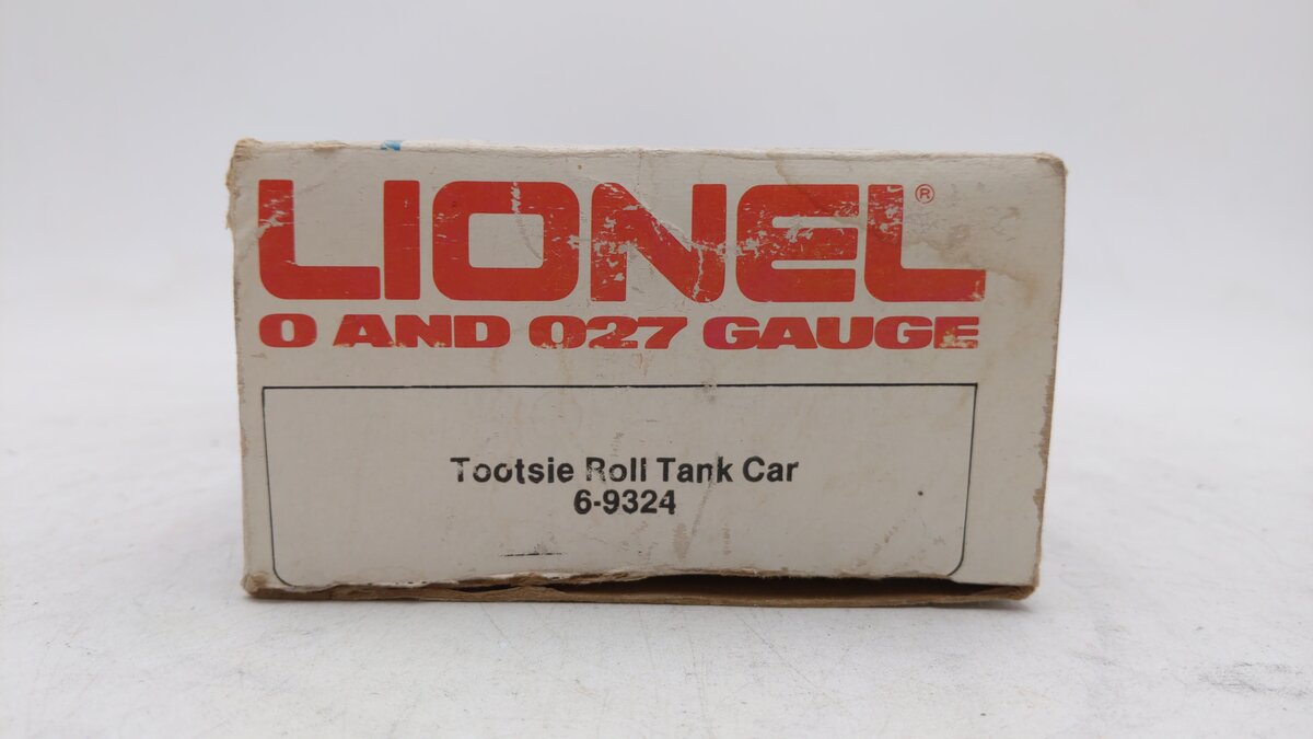 Lionel 6-9324 O Gauge Tootsie Roll Single Dome Tank Car VG/Box