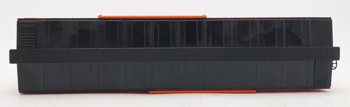 Menards 279-3808 O Gauge ATSF Super Chief Boxcar #11415 EX/Box