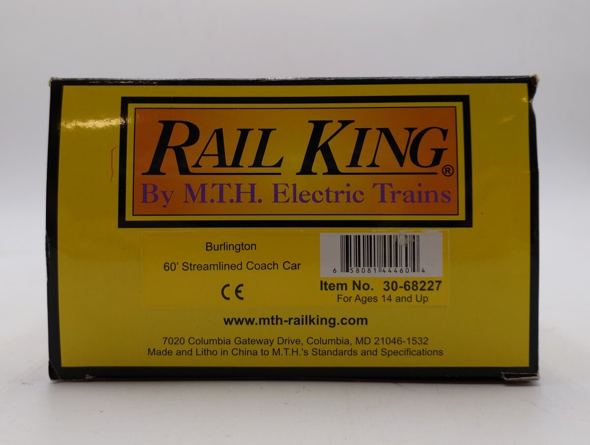 M.T.H. 30-68227 O Burlington 60' Streamlined Coach Car Silver Glow EX/Box