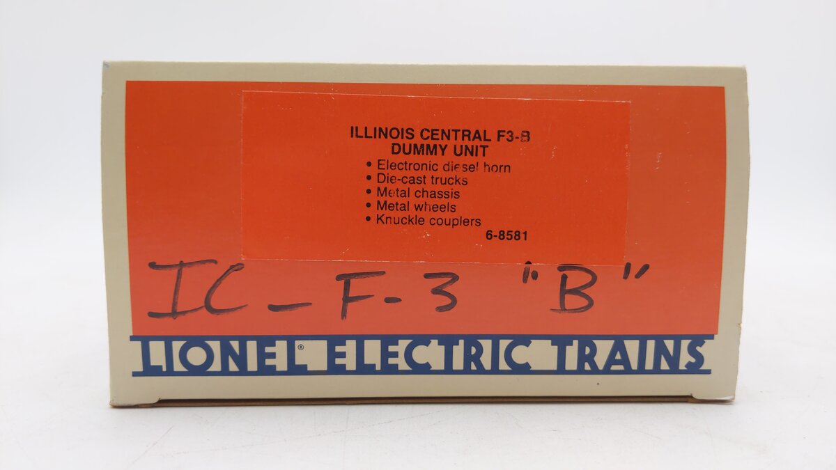 Lionel 6-8581 O Gauge Illinois Central F3 Dummy B Unit Diesel Locomotive EX/Box