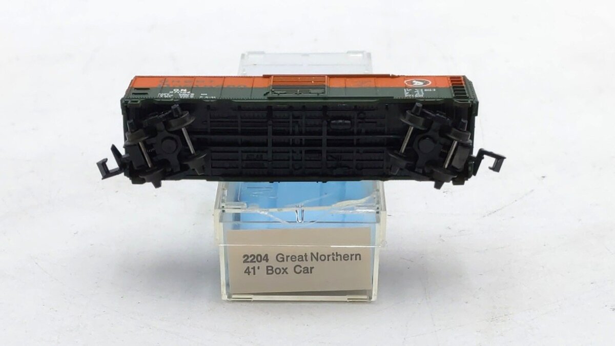 Atlas 2204 N Scale Great Northern 41' Box Car #27024 - Repainted/Box
