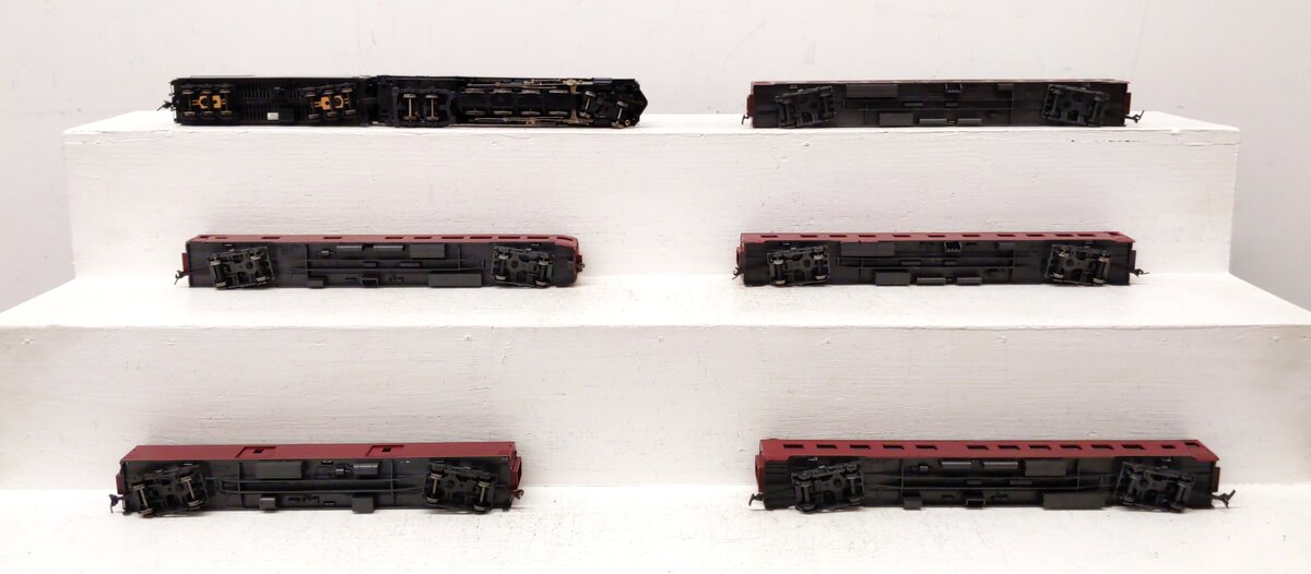 Broadway Limited & Other HO Norfolk & Western Steam Loco & Passenger Cars EX