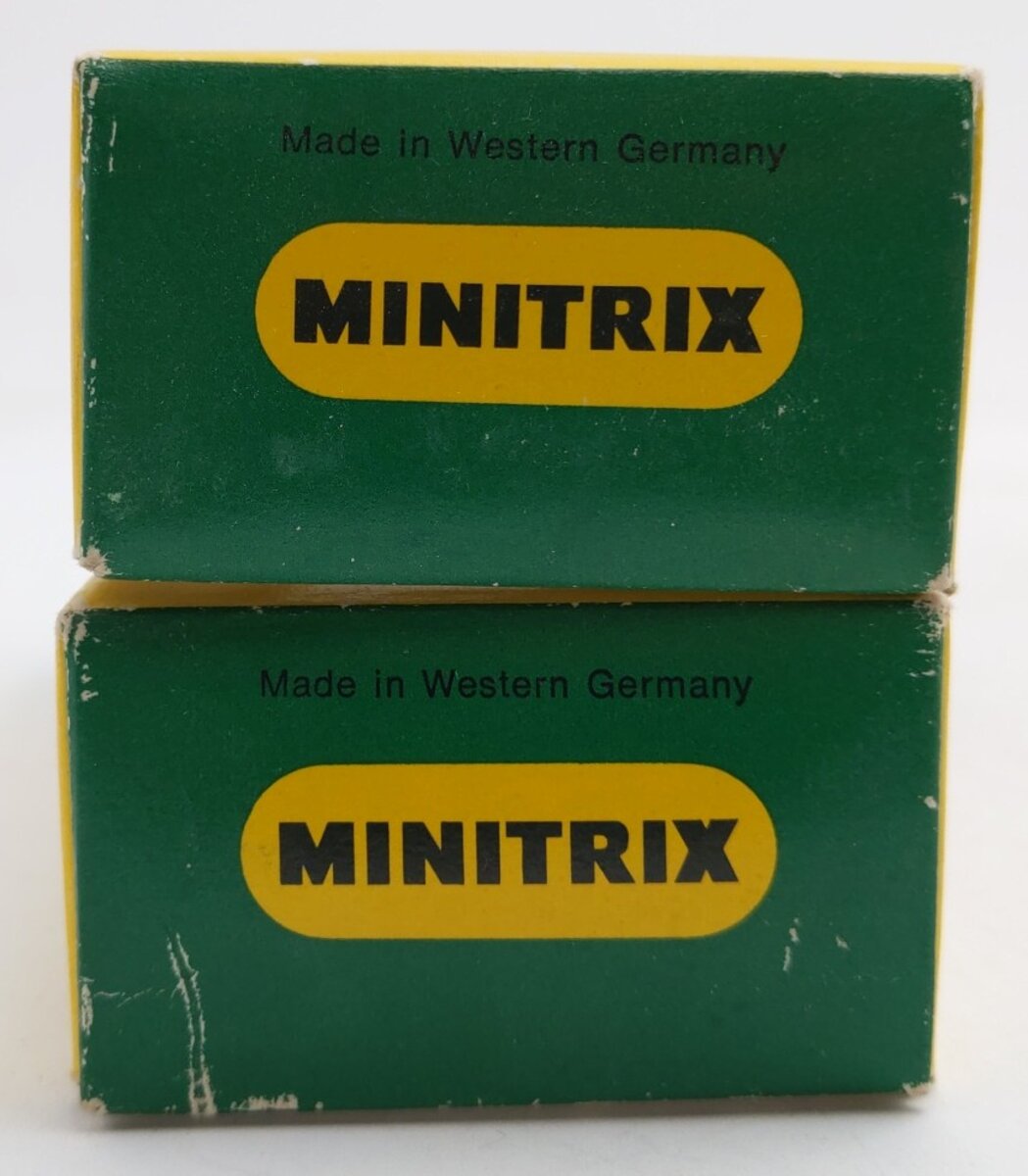 Minitrix 4849 N Scale Penn Central Diesel Locomotive & B Unit #510 EX/Box