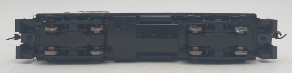 Athearn 94012 HO Scale New York Central Rs-3 Diesel locomotive #8304 EX