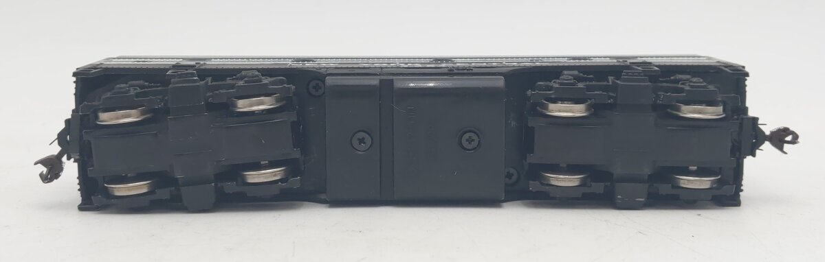 Bachmann 31222 HO New York Central EMD F7B Unit Powered Diesel Locomotive #2457 EX