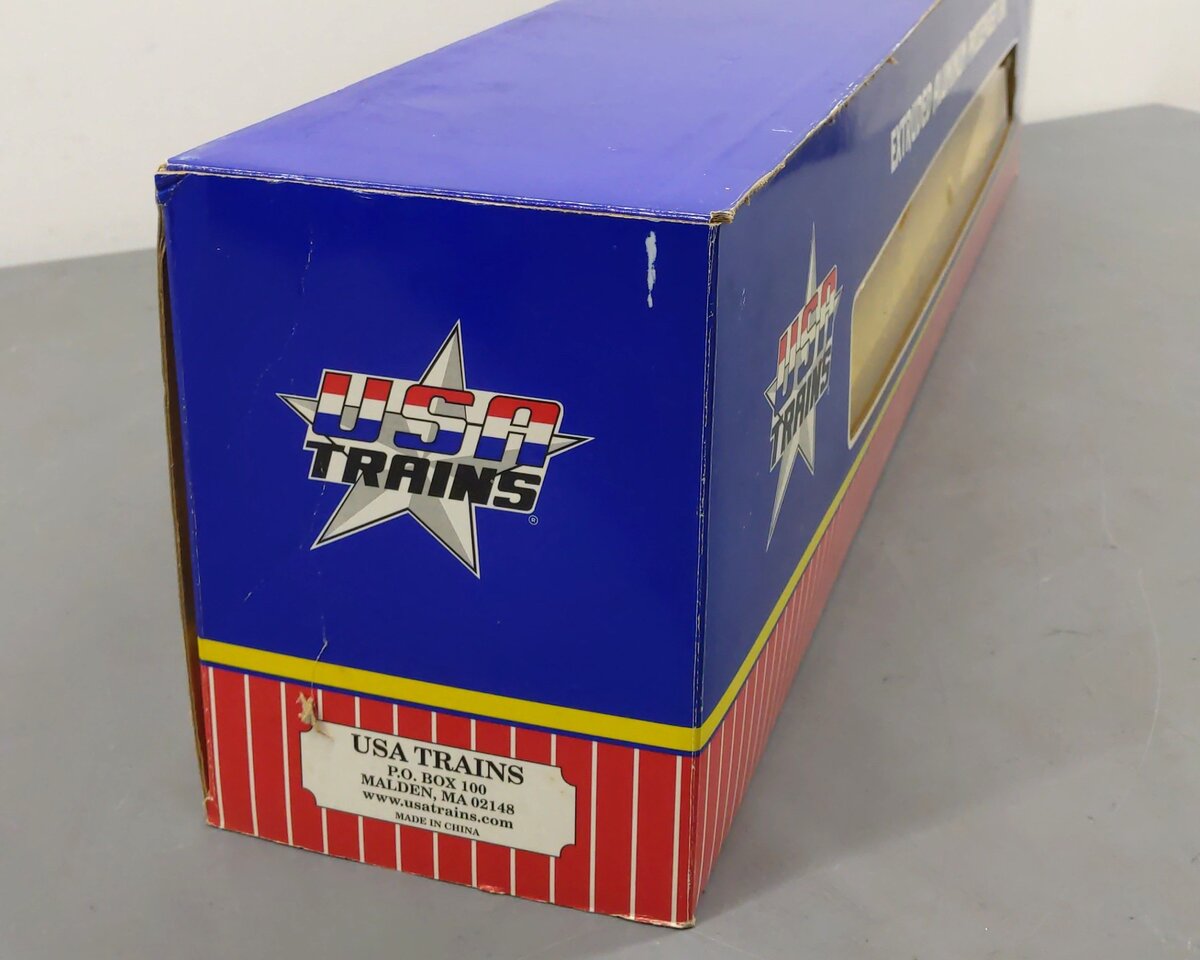 USA Trains R31011 G "California Zephyr" Corrugated Aluminum Coach Lighted #1 EX/Box