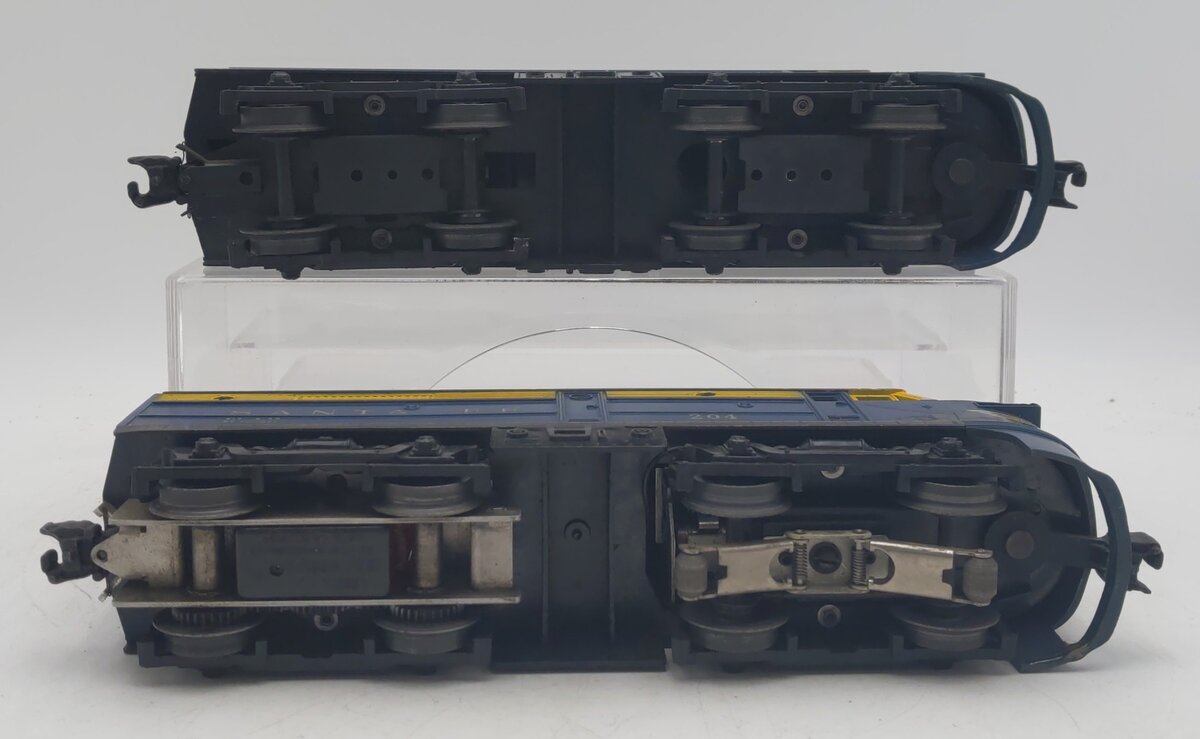 Lionel 204 Vintage O Santa Fe AA Diesel Locomotive Set VG