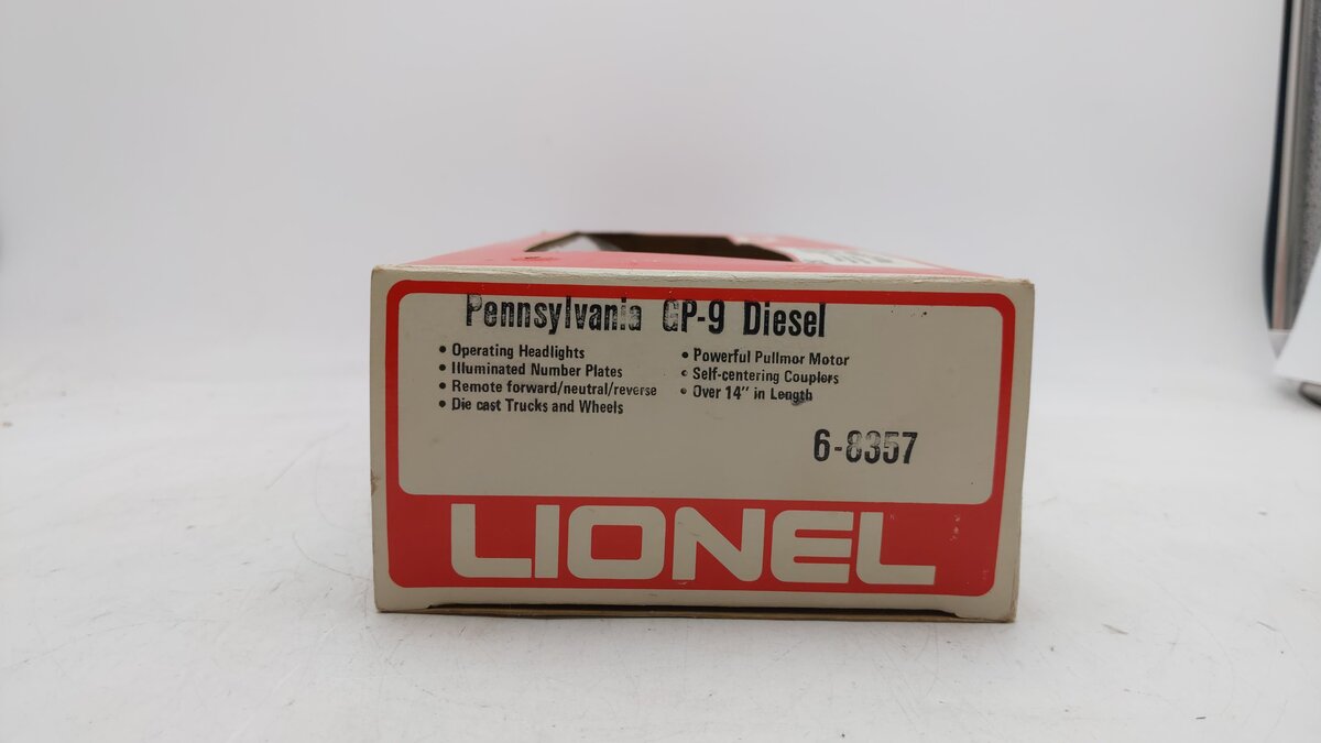 Lionel 6-8357 O Pennsylvania GP9 Diesel Locomotive #8357 EX/Box