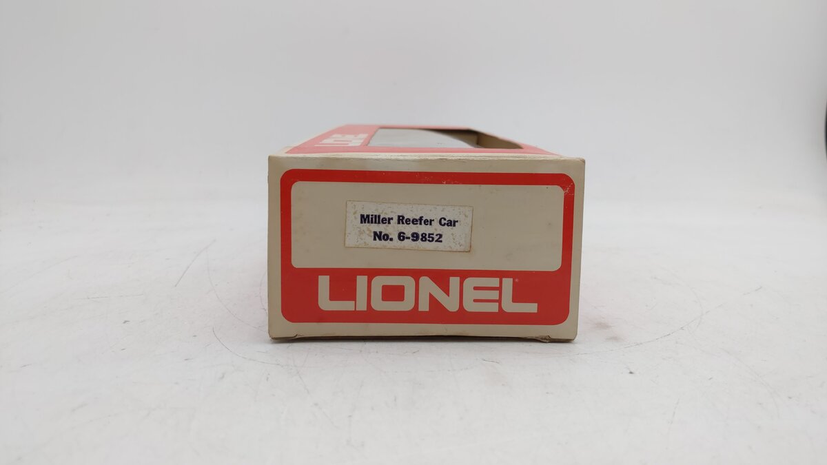 Lionel 6-9852 O Gauge Miller Beer Billboard Reefer Car EX/Box