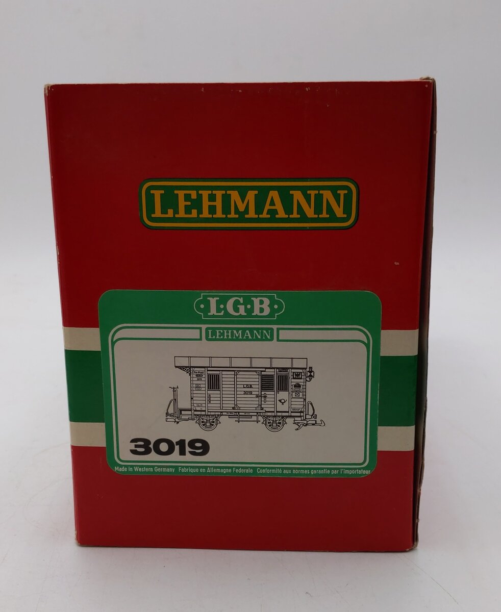 LGB 3019 G Scale Mail Post Car with Lights (Metal Wheels) LN/Box