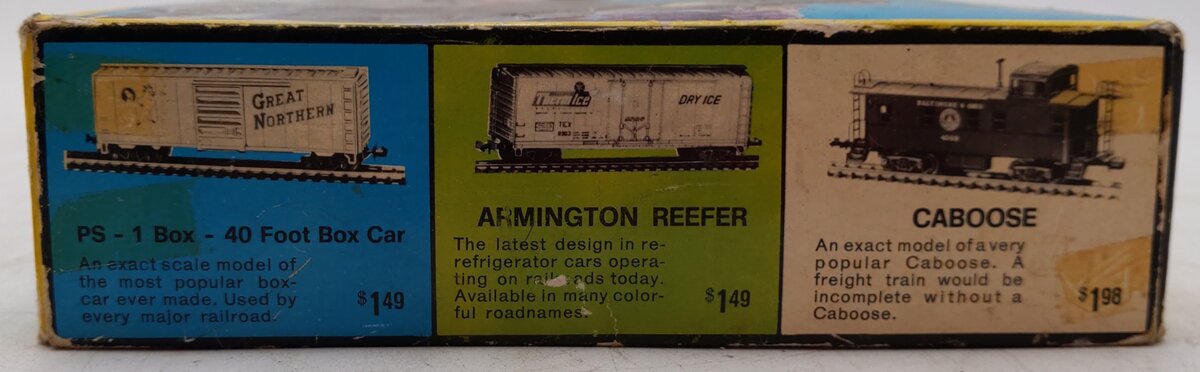 AHM 4614C N AT&SF GP-30 Horseshoe Frieght Train Set/Box